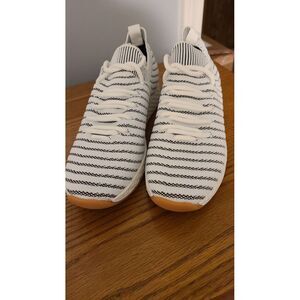 New Urban Sport by J/Slide OPY White/Black size 7‎